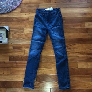 Hollister High Rise Jeans